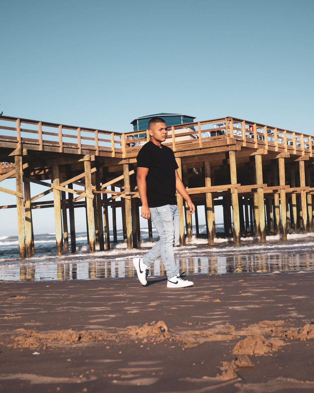 Juan Flores — JFlow Media